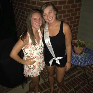 Meet your Posher, Holly